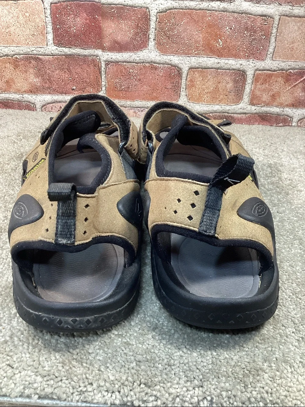 Keen Men’s Rialto II outdoor sport waterproof sandals size 13